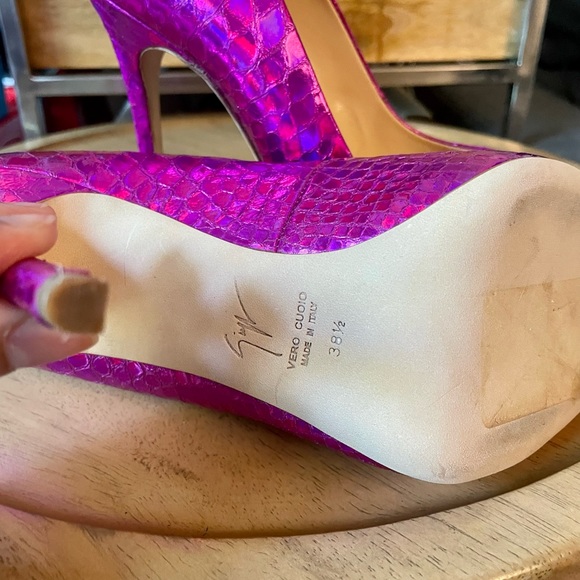 Brand new Giuseppe Zanoti Fuschia stiletto - Picture 8 of 8